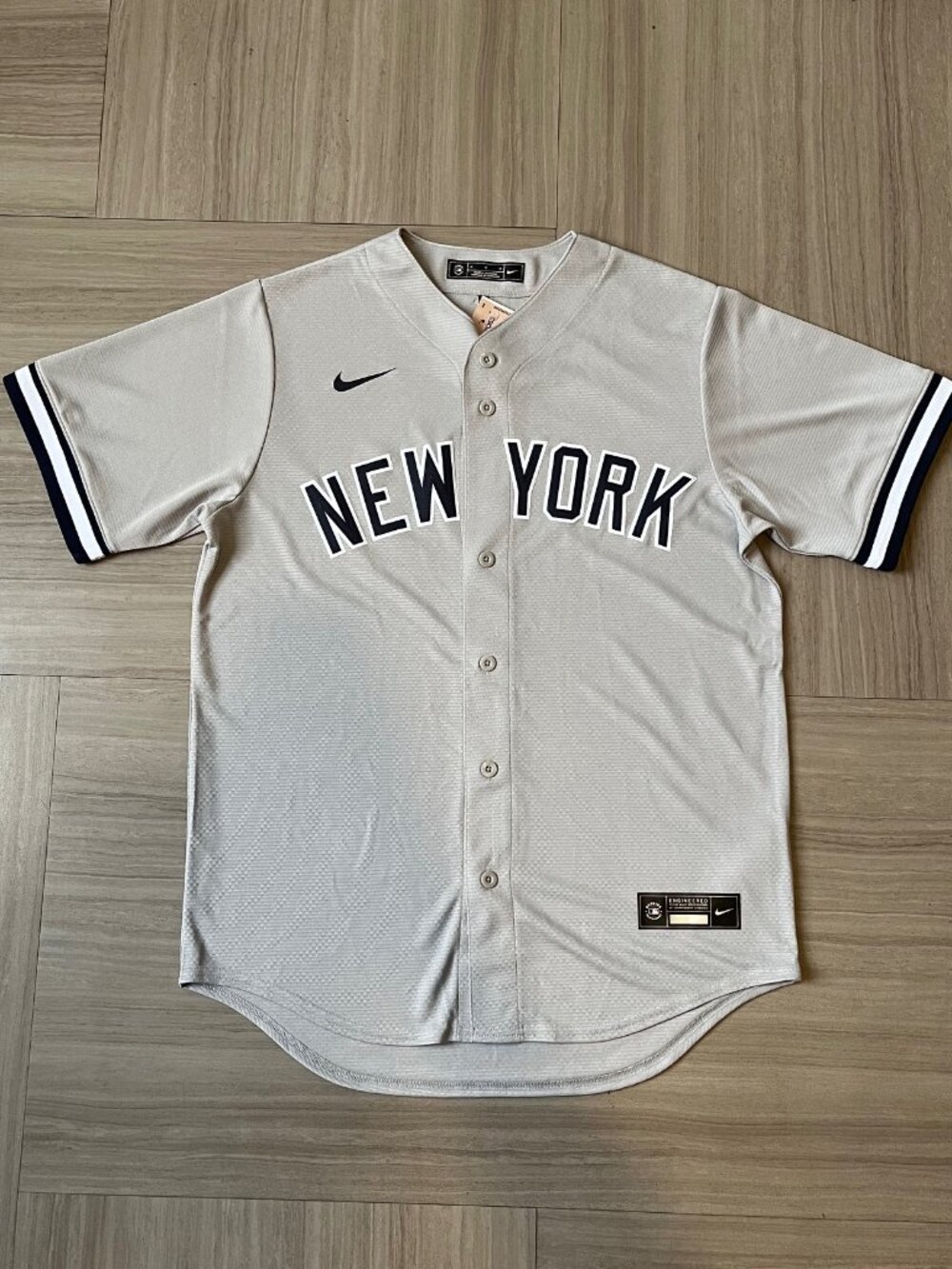 New York Yankees Old Style Nike Authentic Gray Baseball Jersey NWOT Size Men's M